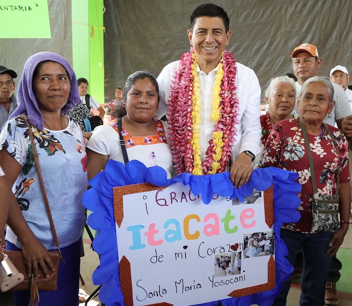 Invierte Salomón Jara 20 mdp en la infraestructura carretera de San Lorenzo