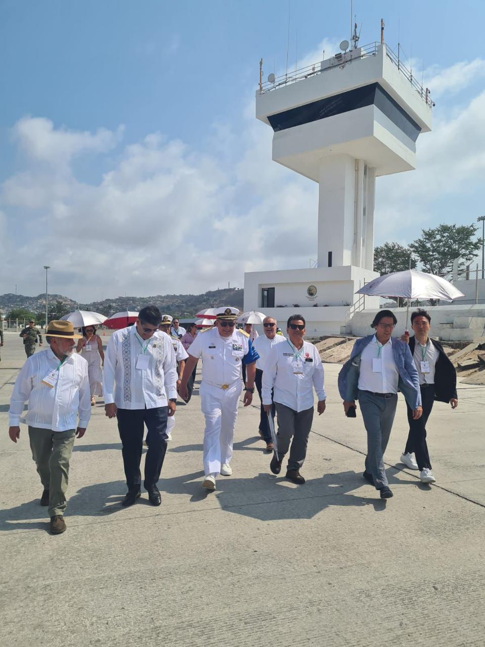 Arriba a Salina Cruz mercancía que hará el primer cruce interoceánico a través del CIIT