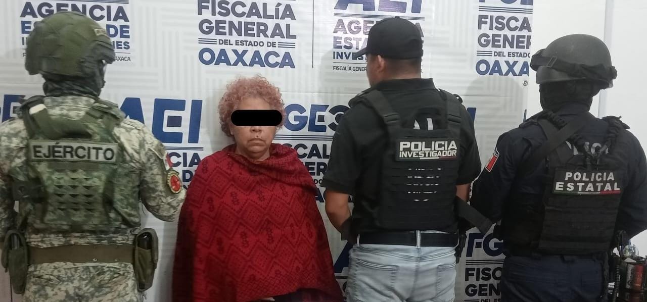 Capturan en Puerto Escondido a femenina por posesión de presuntas drogas