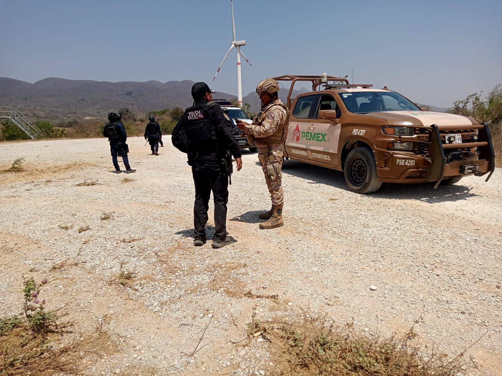Vigila Policía Estatal nueve puntos con antecedentes de tomas clandestinas de hidrocarburo en el Istmo de Tehuantepec 