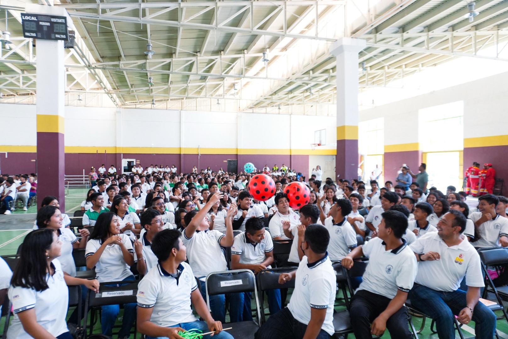 Llega «Rompe el Tabú, hazlo seguro» a las adolescencias istmeñas