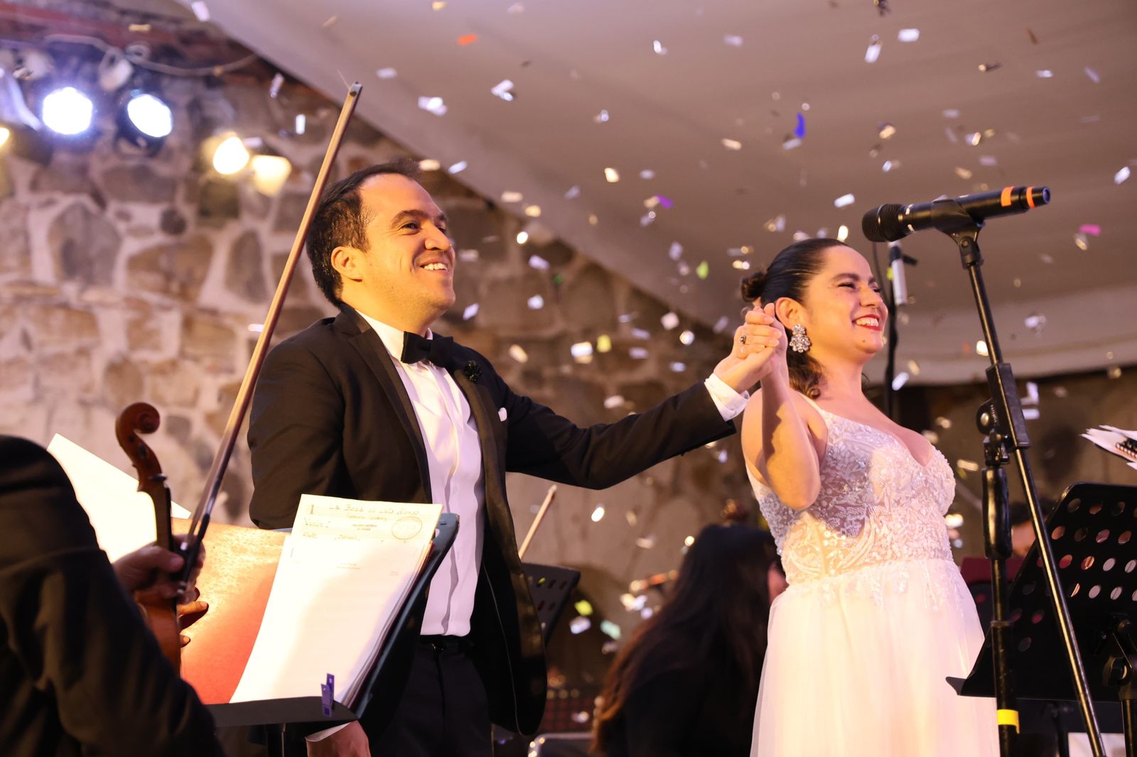 Orquesta Sinfónica de Oaxaca rinde homenaje a Rodolfo Morales en Ocotlán de Morelos