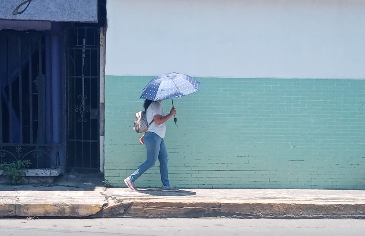 Fomenta SSO recomendaciones para evitar golpe de calor