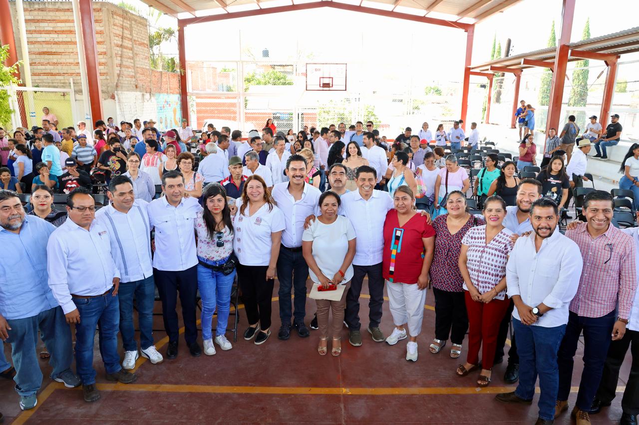 Refrenda Jara Cruz compromiso con el saneamiento del arroyo El Tecolote de la agencia Dolores
