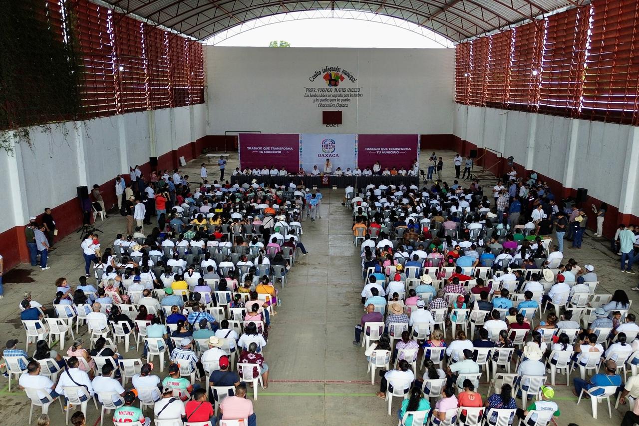 Invierte Primavera Oaxaqueña en educación de niñez y juventudes de Chahuites