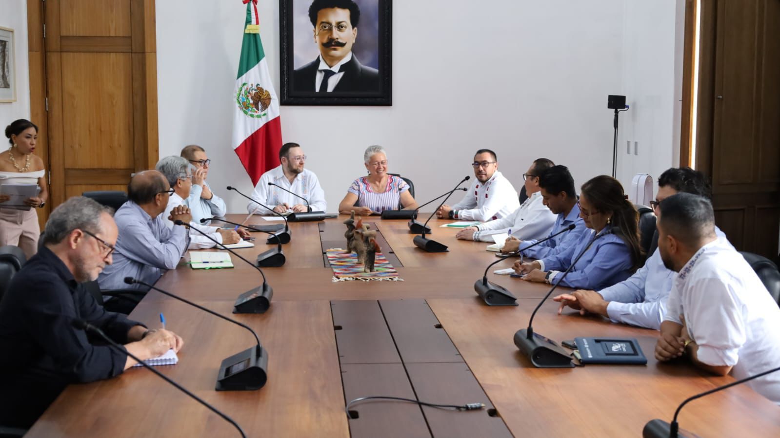 Renuevan Gobierno de Oaxaca y Banco Mundial acuerdo de colaboración en materia de educación