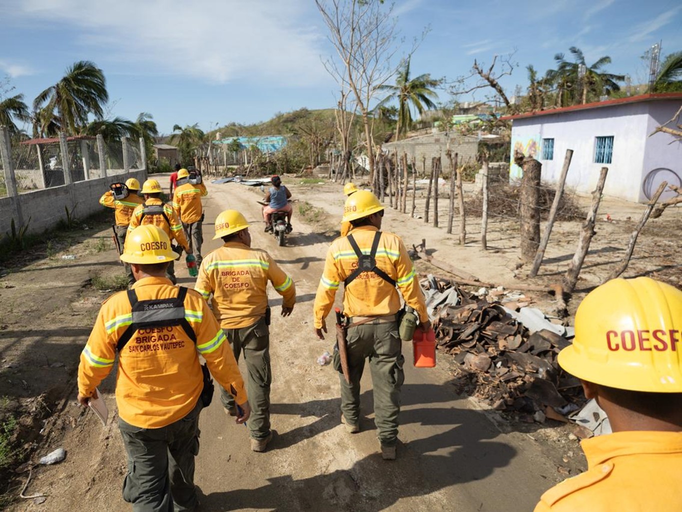 Con 16 brigadas de la Coesfo se contribuye a poner la Costa de pie