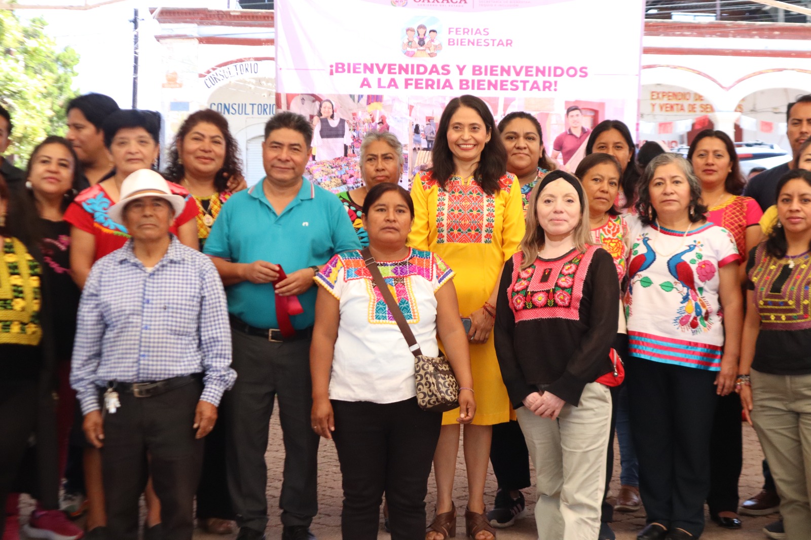 Villa de Etla recibe la Feria Bienestar para impulsar la economía local y comunitaria