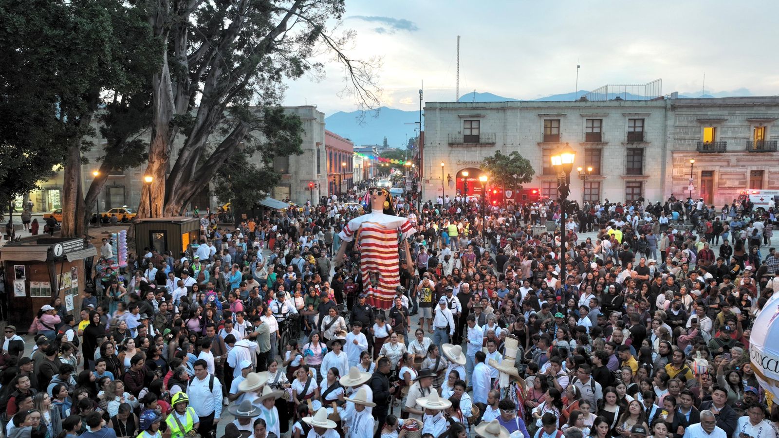 Inicia la gran fiesta de Oaxaca con el primer Convite de la Guelaguetza 2025