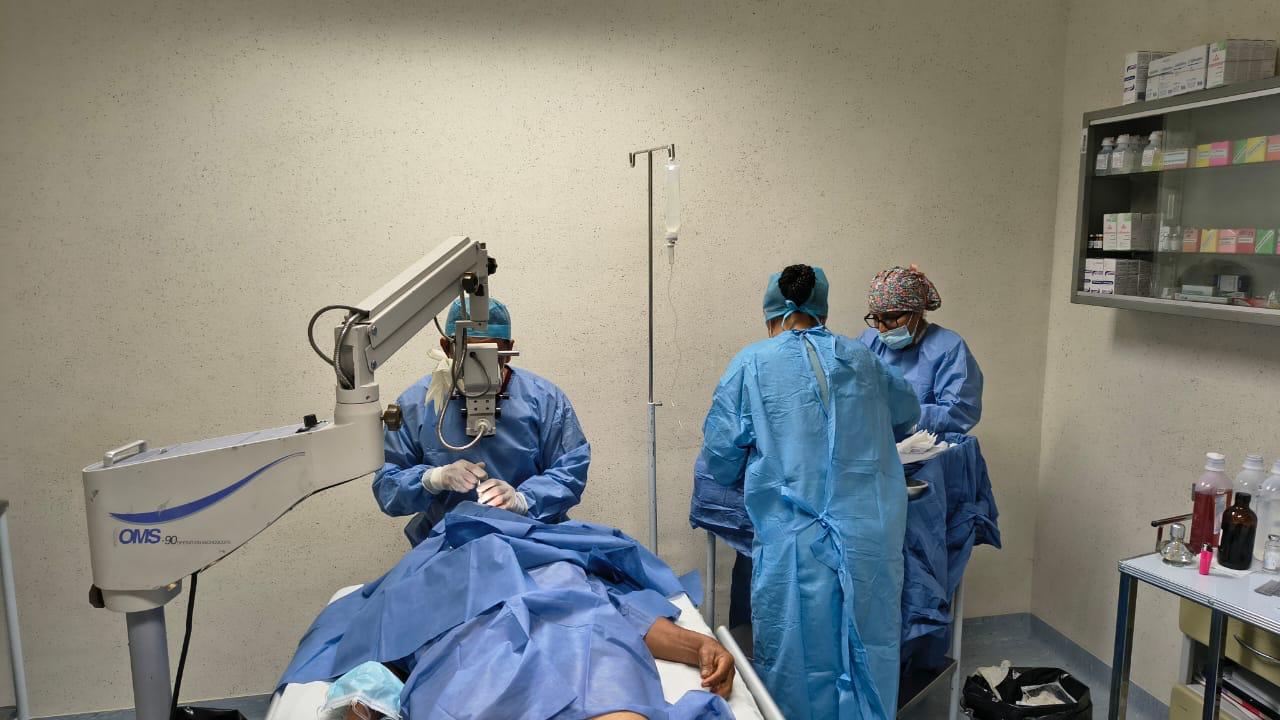 Realiza SSO Jornada Gratuita de Cirugía Extramuros de cataratas en Puerto Escondido