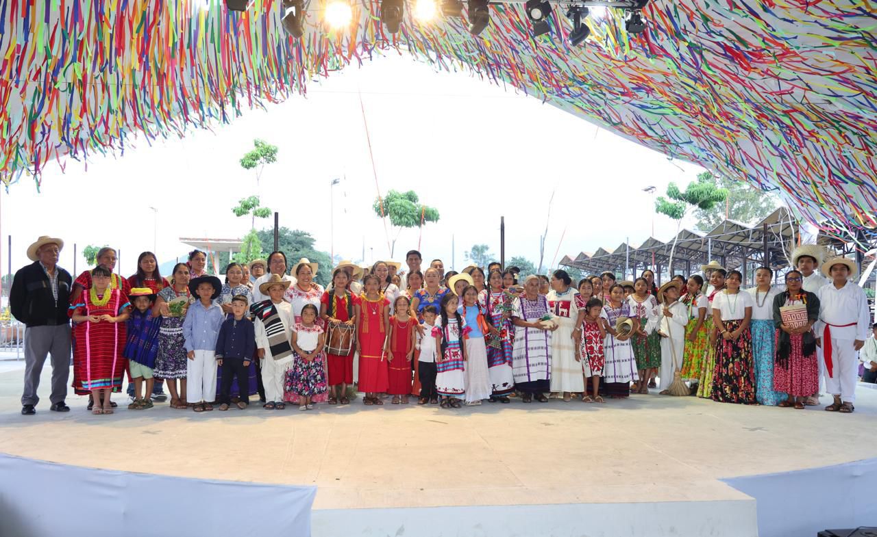 Celebran el NACUBI: muestra colectiva del pensamiento en lenguas originarias