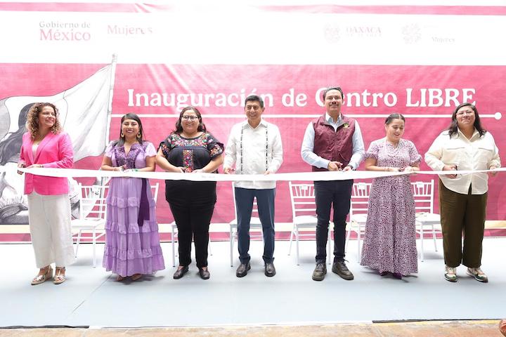 Construyen gobiernos de México y Oaxaca sendero de libertad y justicia con inauguración de Centros LIBRE para mujeres