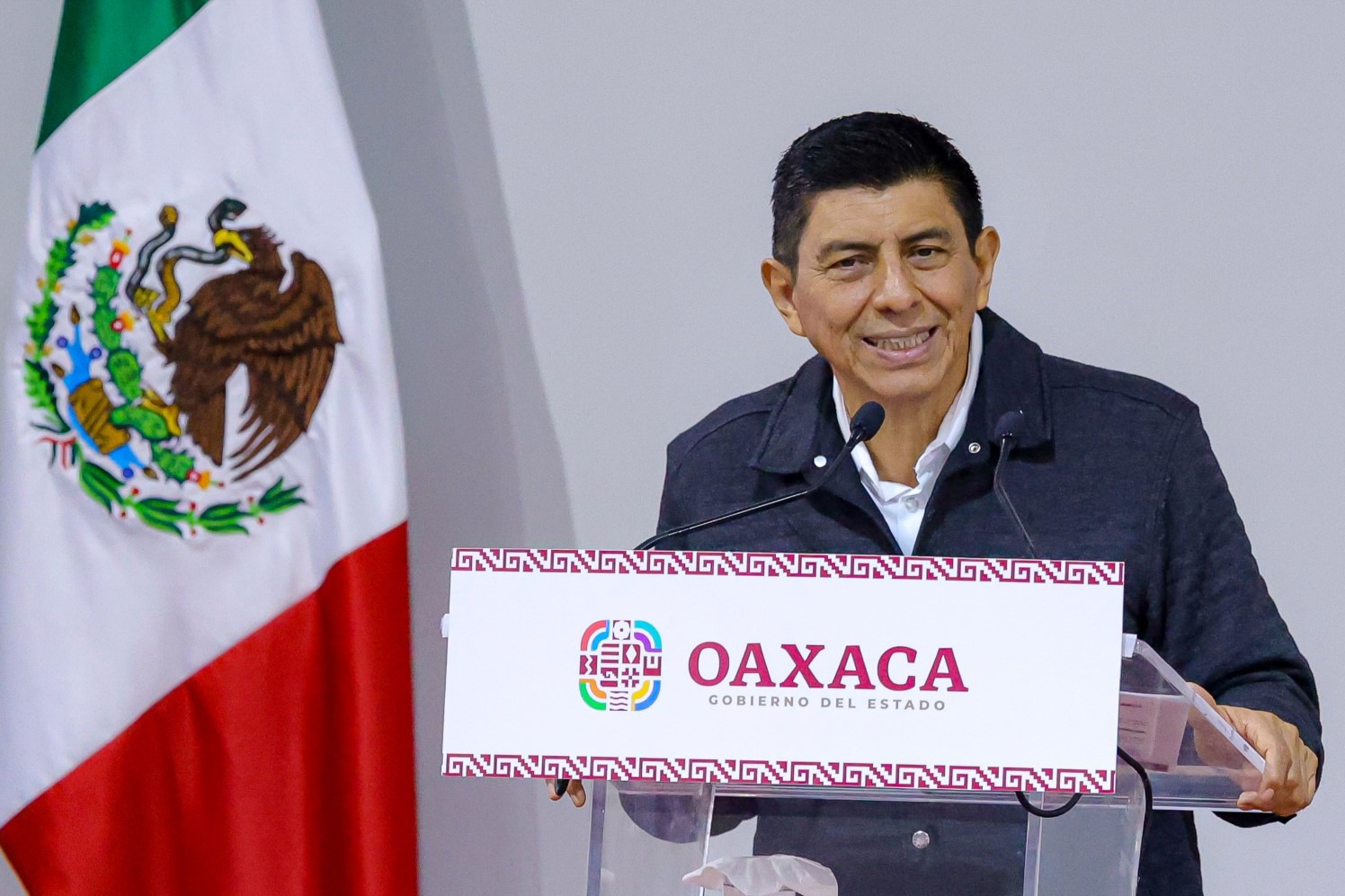 Reprueba Salomón Jara usurpación cultural de huaraches tradicionales de Villa Hidalgo Yalalag