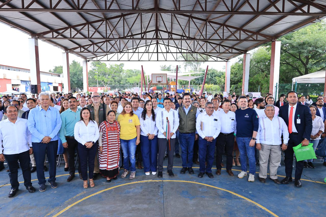 Pone en marcha Salomón Jara Caravanas Layú Stidu para el cuidado ambiental