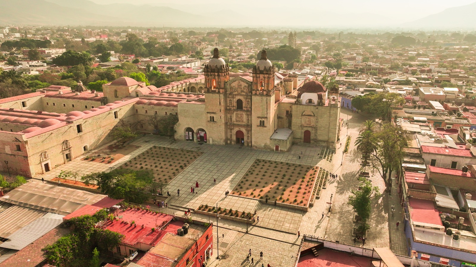 Destaca Travel + Leisure a ciudad de Oaxaca entre las 25 favoritas del mundo en 2025