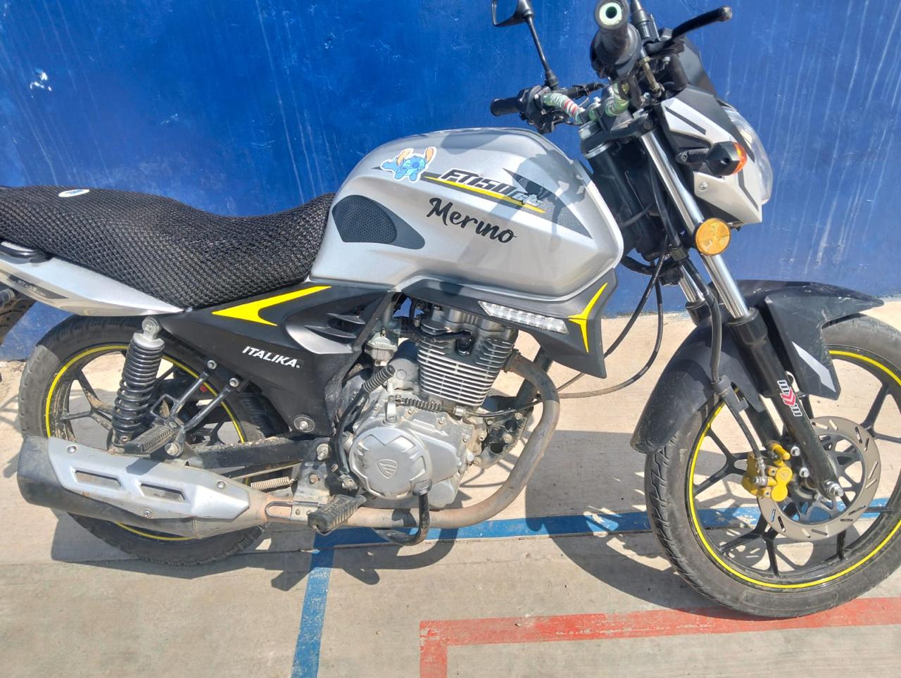 En Pinotepa Nacional, detiene Policía Estatal a masculino por portación de presuntas drogas