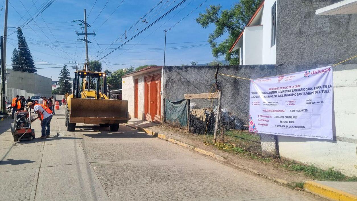 Rehabilita Ceabien sistema de drenaje sanitario en Santa María del Tule