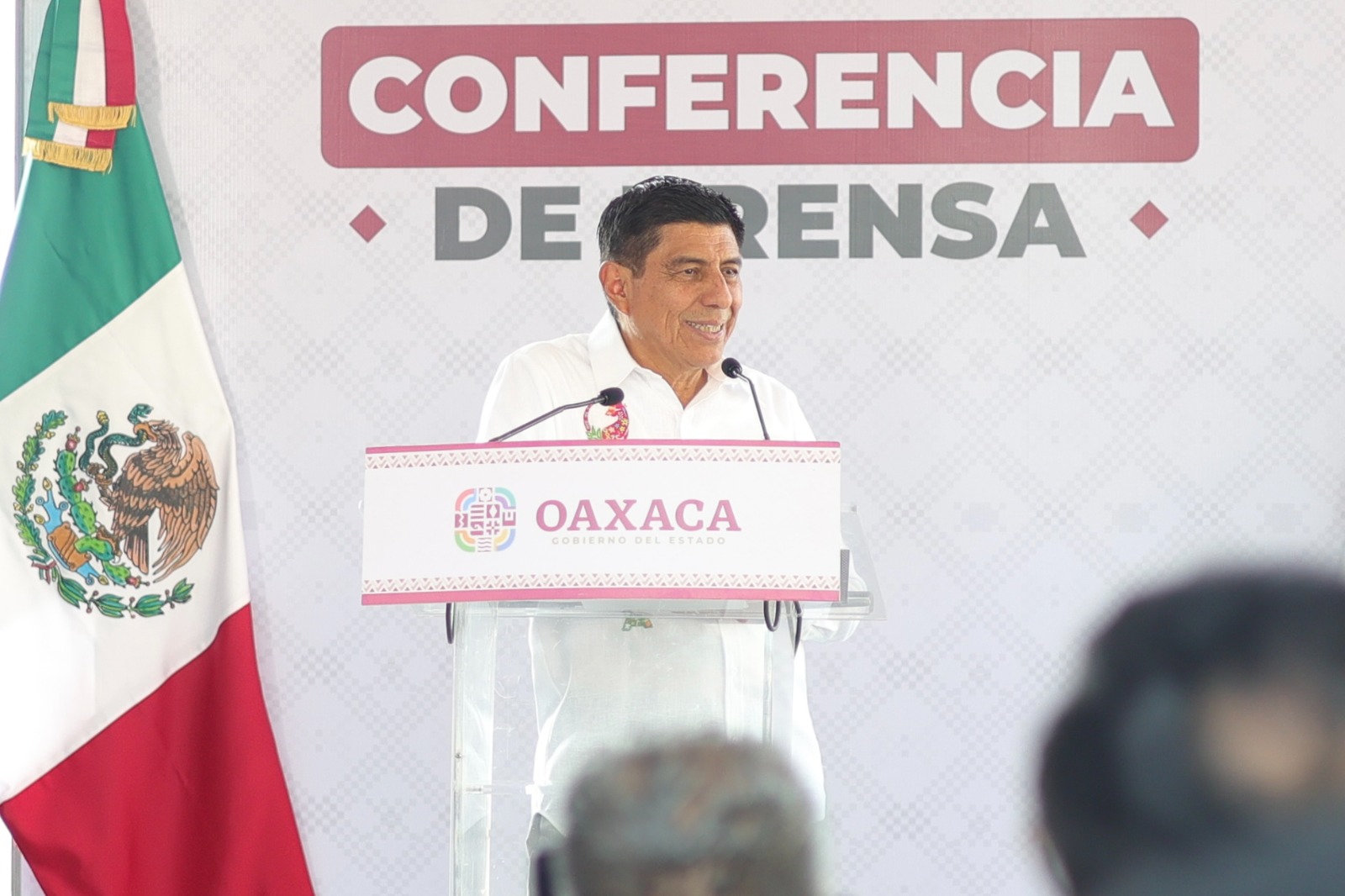 Anuncia Salomón Jara nueva ruta aérea internacional Toronto-Puerto Escondido que abre oportunidades con Canadá
