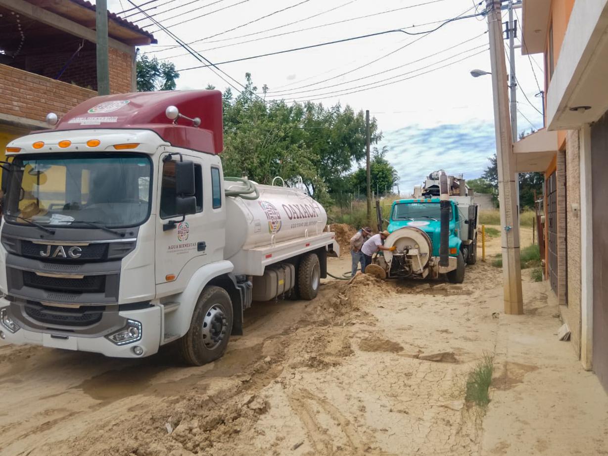 Fortalece Ceabien infraestructura sanitaria en San Bartolo Coyotepec