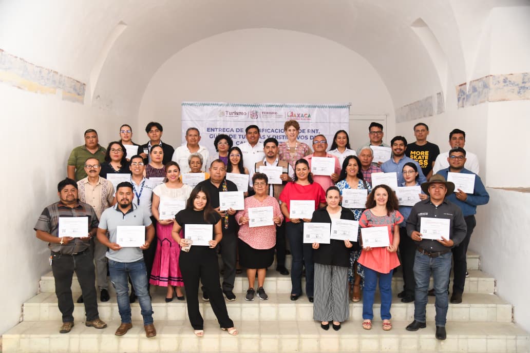 Entrega Sectur Oaxaca distintivos y certificaciones para impulsar el turismo en la entidad