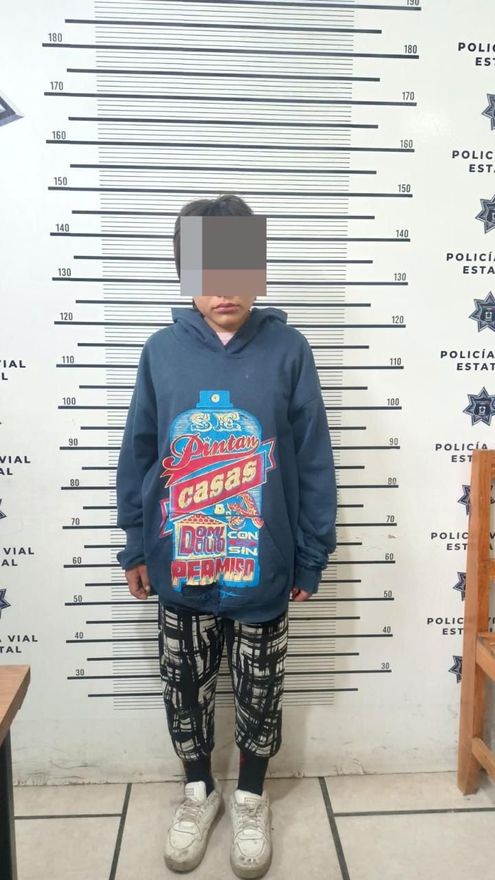 Asegura Policía Vial Estatal a dos personas presuntas responsables de robo en el puente Bicentenario