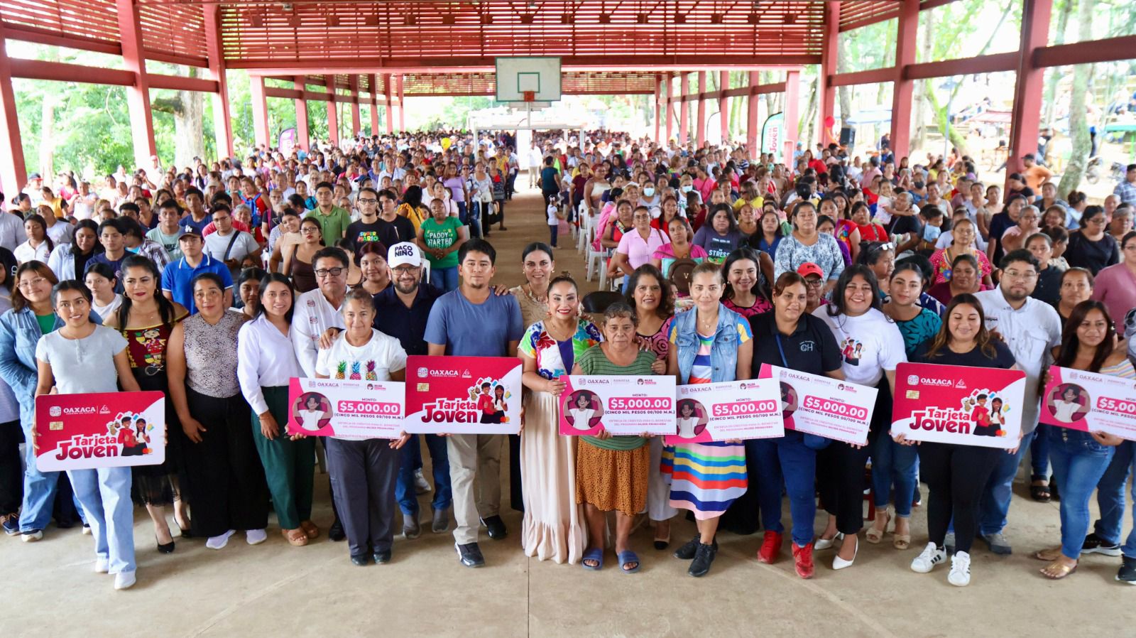 Favorece Primavera Oaxaqueña a mujeres y juventudes de la Cuenca del Papaloapan con programas sociales
