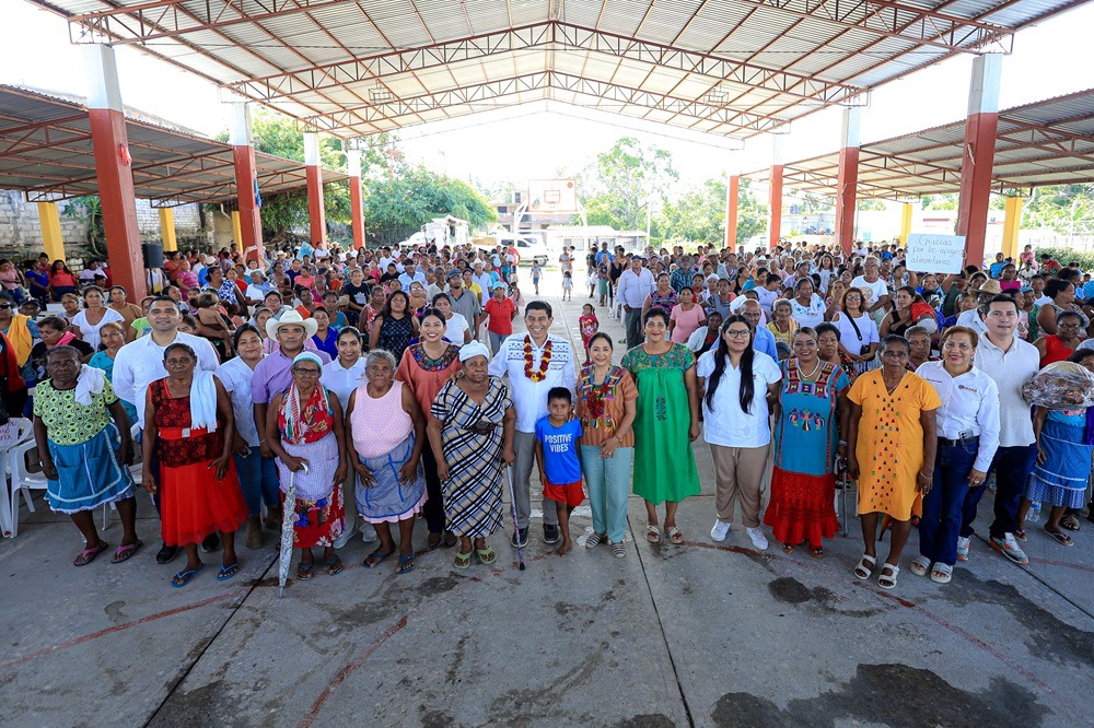Lleva Primavera Oaxaqueña apoyos alimentarios a 490 personas de Santo Domingo Armenta y Santiago Tepextla
