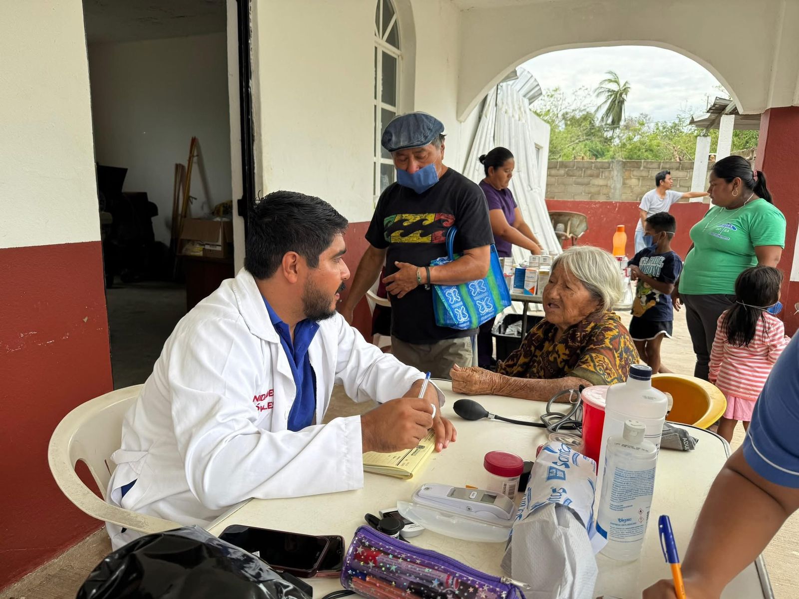 Brinda Sebienti más de 70 mil servicios del programa Ve’e Tata en cuatro regiones de Oaxaca