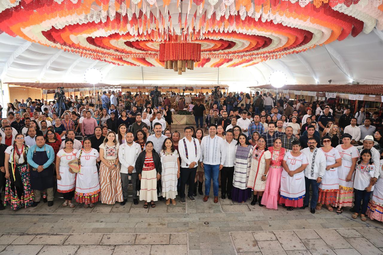 Reivindica Salomón Jara origen oaxaqueño del mole de caderas y como orgullo gastronómico del estado