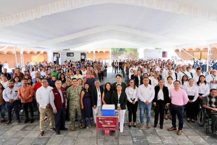 Inicia Oaxaca campaña de vacunación para la temporada invernal 2025–2026