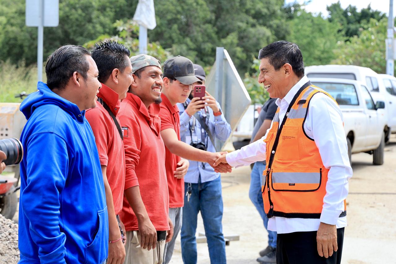 Continúa Salomón Jara transformación de la Zona Metropolitana de Oaxaca con inicio de segunda etapa de reencarpetamiento