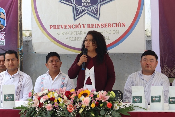 Presenta Gobierno del Estado OaxaCAFÉ, primer modelo productivo penitenciario de México