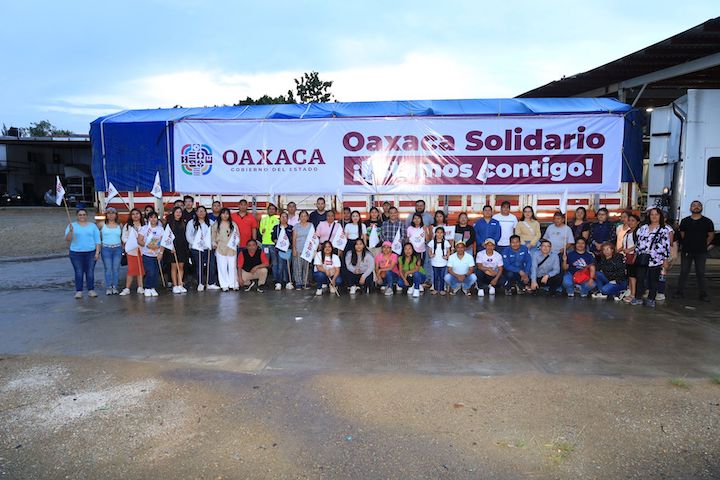 Coordina DIF Estatal envío de más de 33 mil despensas a Oaxaca, Veracruz y Puebla