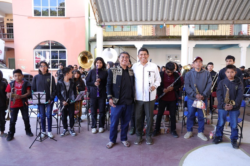 Anuncia Salomón Jara obras y servicios para la reconstrucción de Guadalupe Victoria