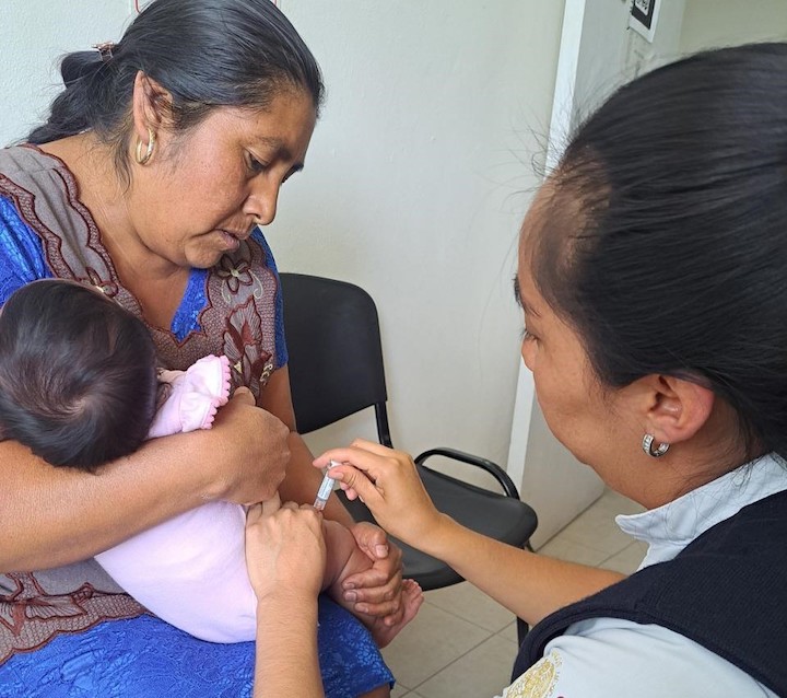 Exhorta SSO a vacunarse de neumococo para prevenir la neumonía