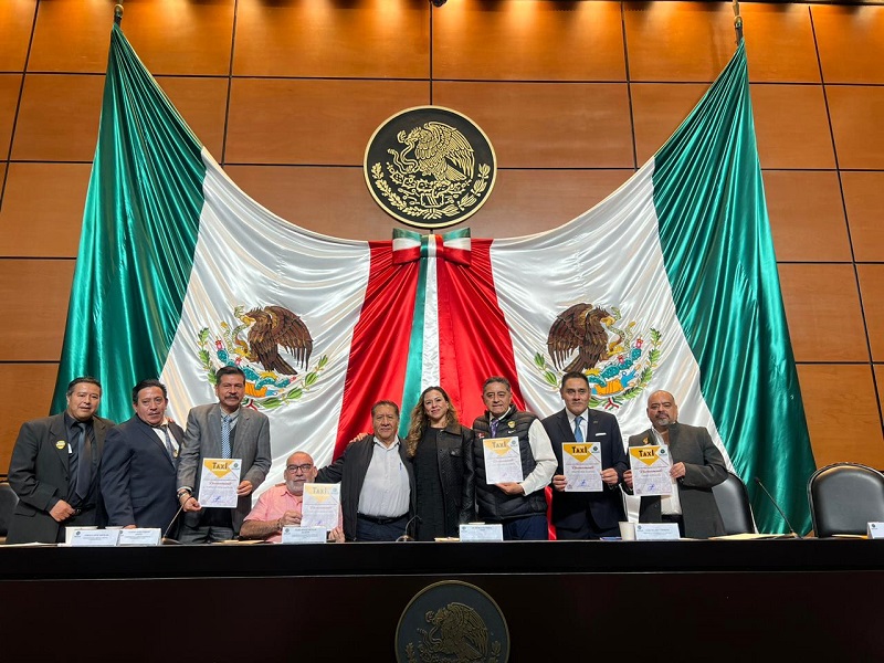 Destaca Semovi acciones de movilidad en Oaxaca durante Foro Nacional “Taxi Hecho en México”