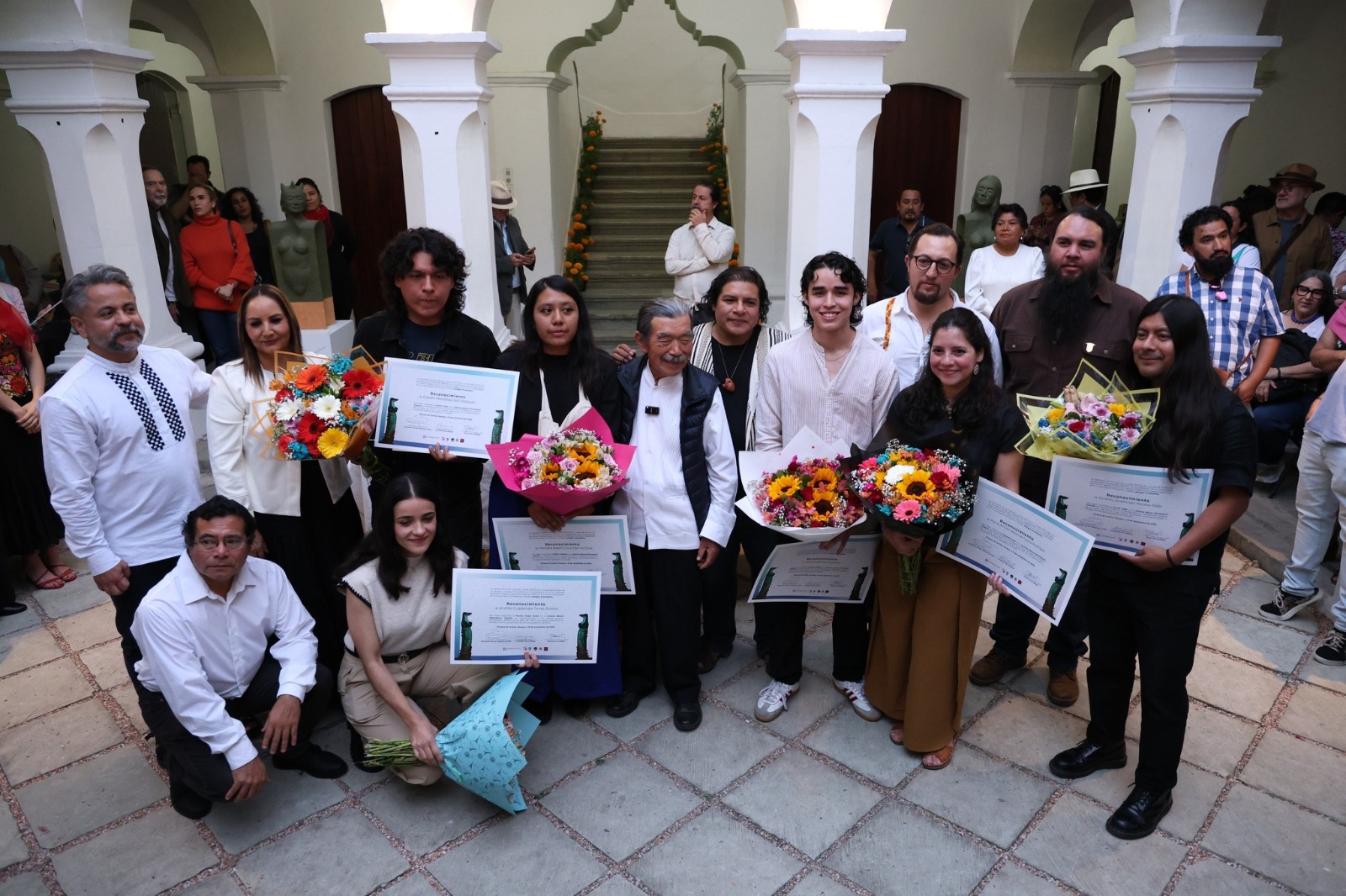 Reconoce VIII Bienal de Artes Gráficas “Shinzaburo Takeda” a 6 jóvenes grabadores, 3 son de Oaxaca