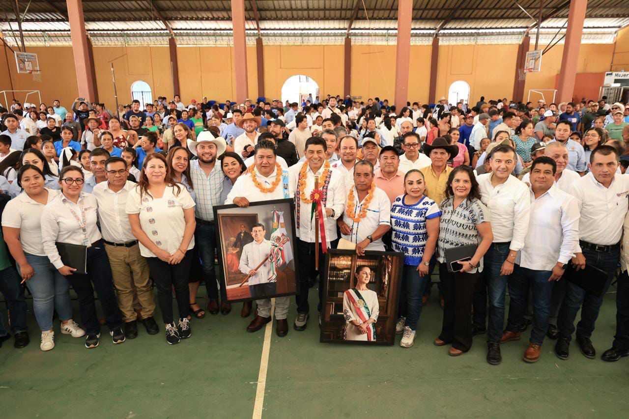 Con la Primavera Oaxaqueña que encabeza Salomón Jara, los caminos de Asunción Atoyaquillo se transformarán en vías pavimentadas