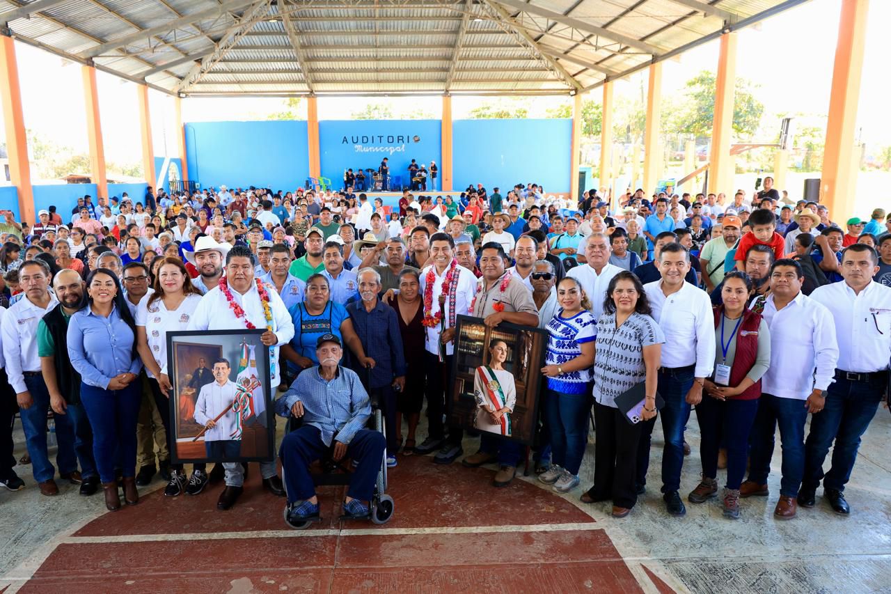 En Zimatlán de Lázaro Cárdenas, Gobierno de la Primavera Oaxaqueña da respuesta inmediata a las necesidades de salud y educación