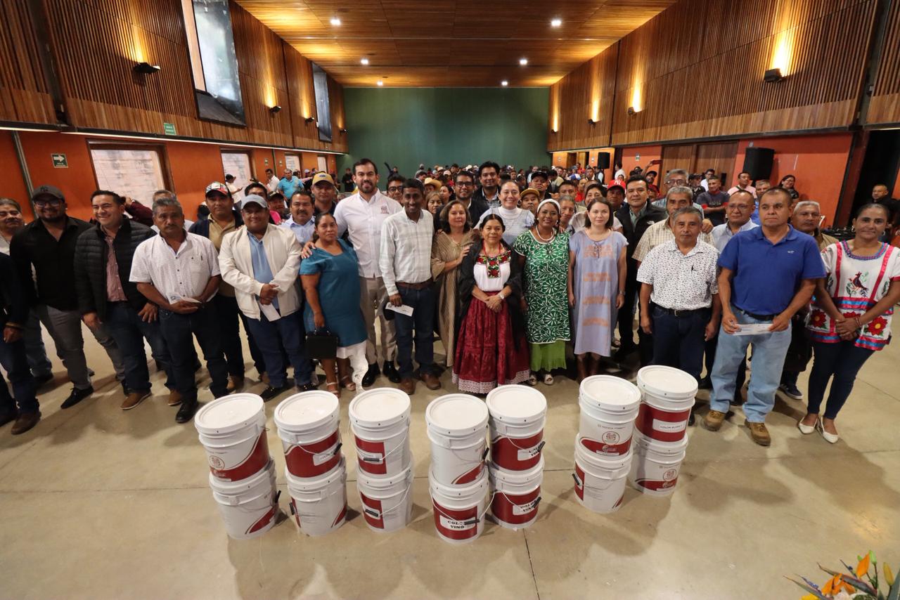 Impulsa SE-Sipinna acciones preventivas de violencias en jóvenes de Santa María Atzompa