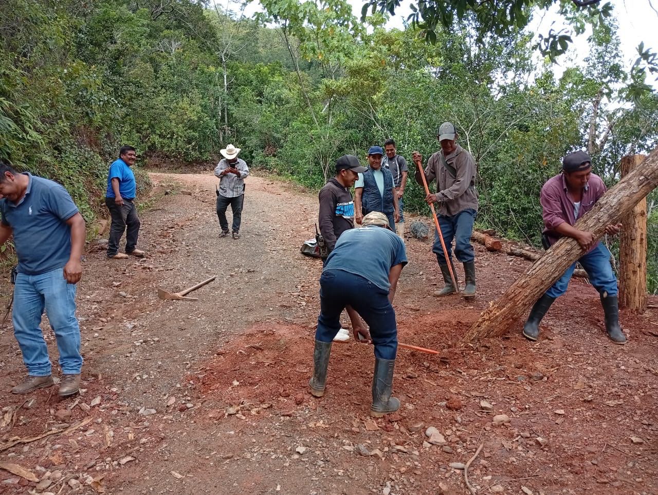 Logra Sego acuerdos para restablecer la paz en Santiago Choápam mediante el diálogo