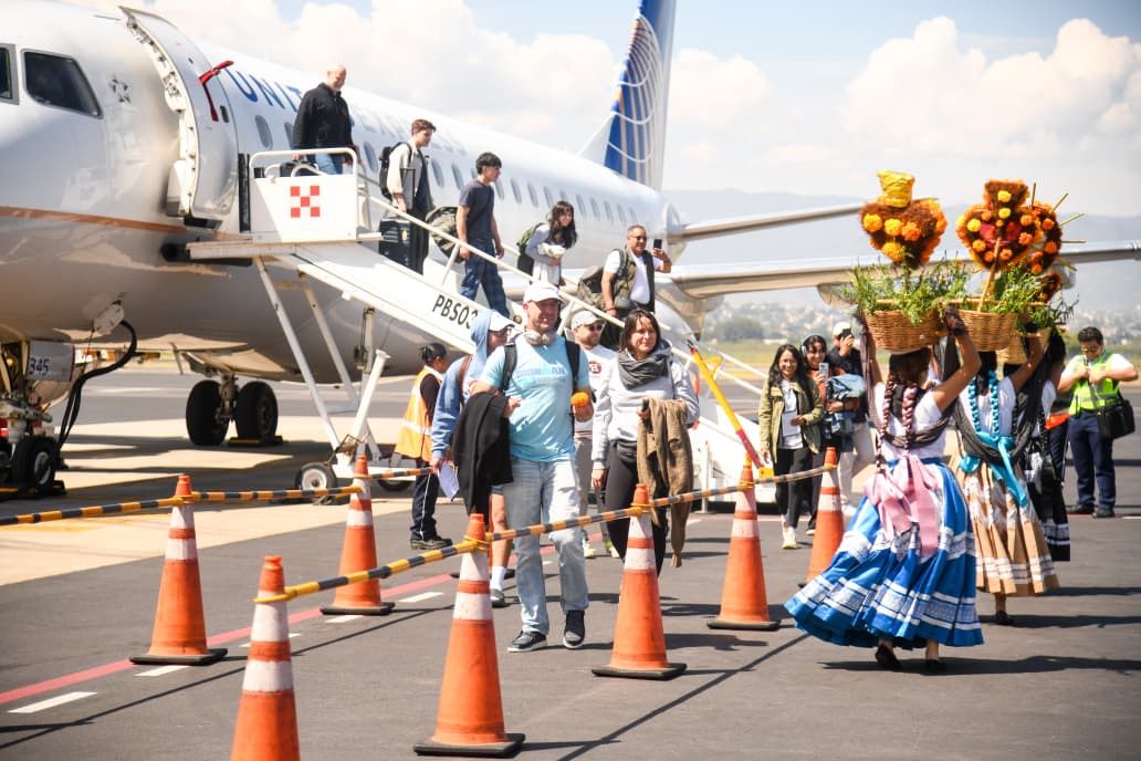 Crece conectividad internacional para Oaxaca con incremento de frecuencias desde Houston, Texas