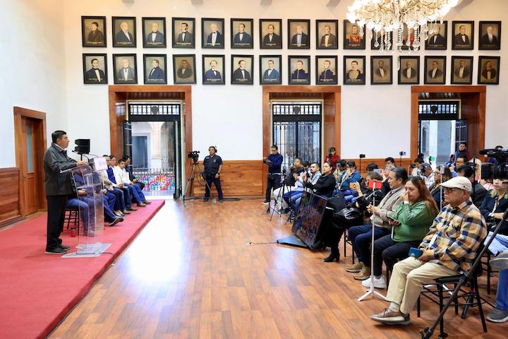 Con asignación histórica de 4.9 mmdp, Salomón Jara anuncia nuevos programas sociales y ampliación de beneficiarios para 2026