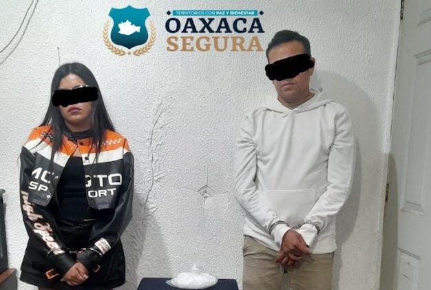 Detiene SSPC a dos personas en Huajuapan de León por portación de presunta droga