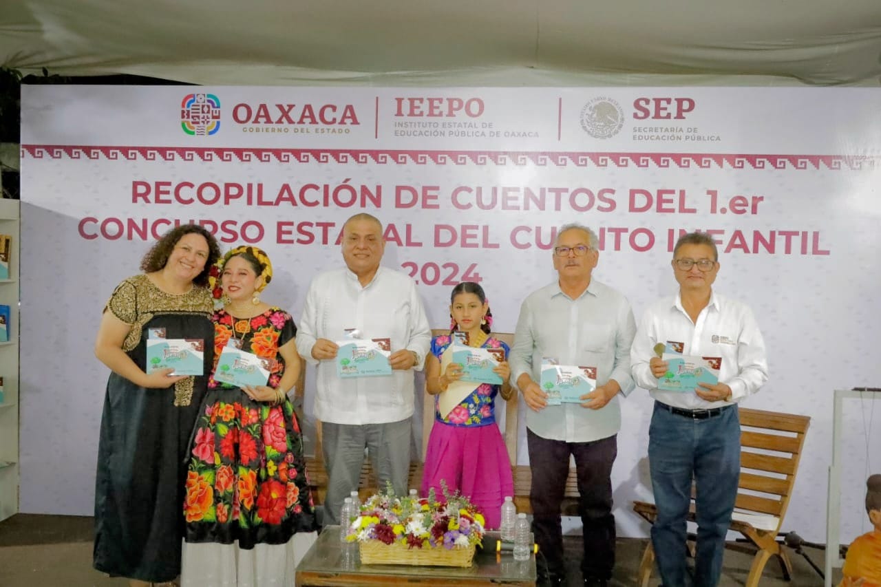 Presenta IEEPO recopilación de cuentos infantiles en encuentro literario de Ixhuatán