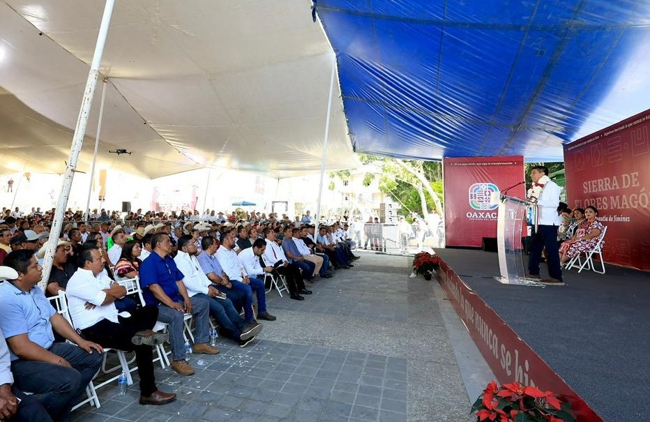 ¡Vamos por más!, Salomón Jara realiza acciones que fortalecen la educación de la Sierra de Flores Magón