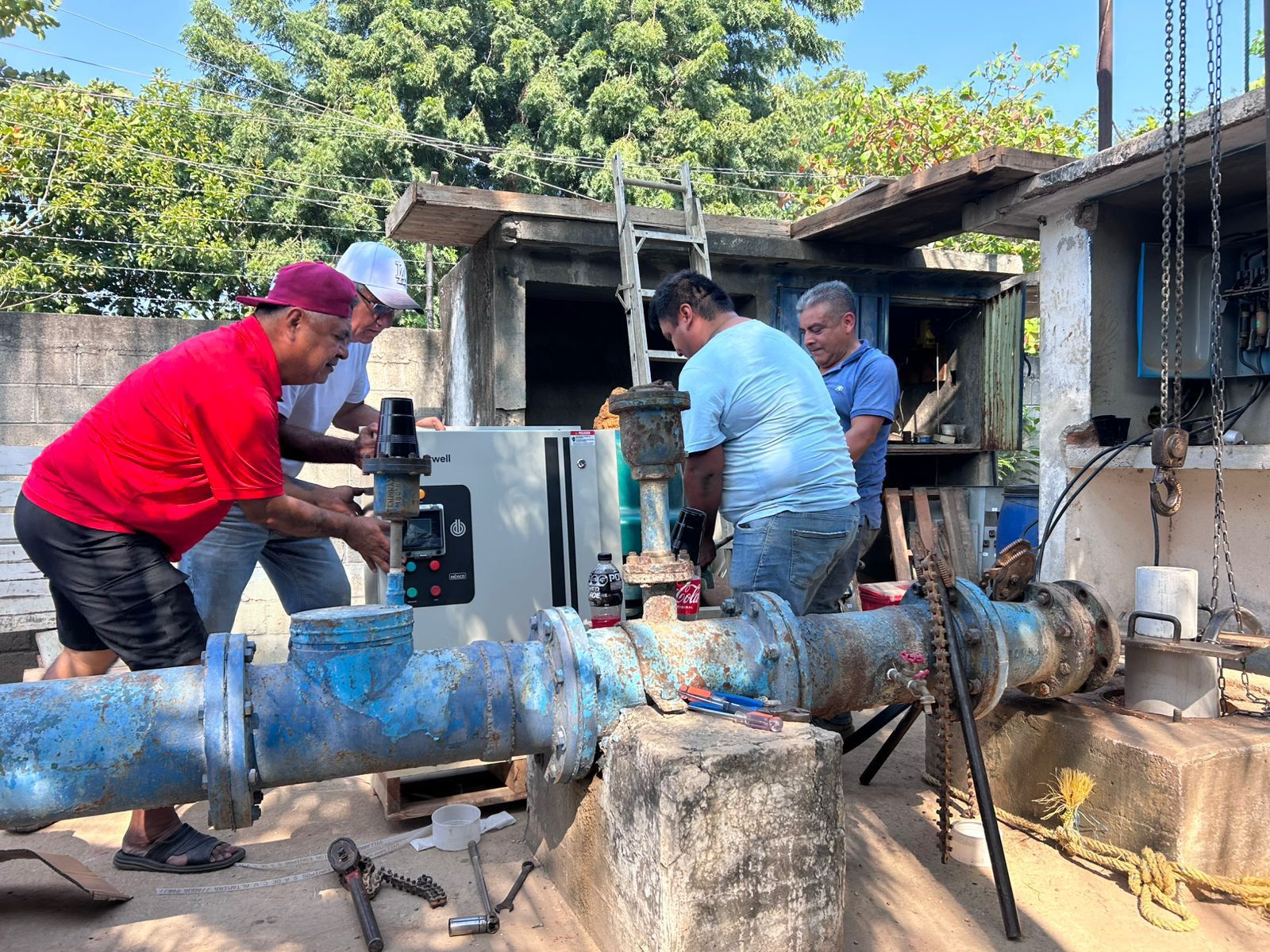 Fortalece Gobierno de Oaxaca abasto de agua en Santo Domingo Tehuantepec con nuevo equipo de bombeo
