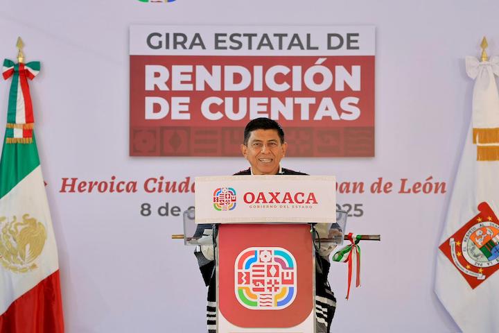 Avanza transformación de Mixteca de Oaxaca con 106 obras de construcción y rehabilitación de caminos realizadas por Salomón Jara