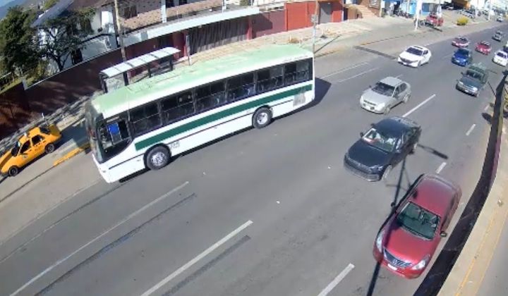 C5i Oaxaca identifica y ubica unidad de transporte involucrada en agresión a ciclista