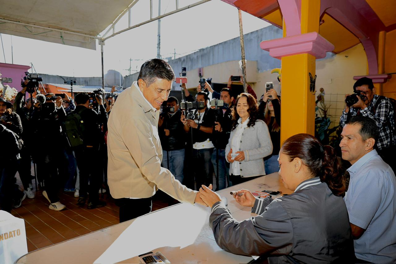 Celebra Oaxaca jornada de Revocación de Mandato, primera en el país a nivel local